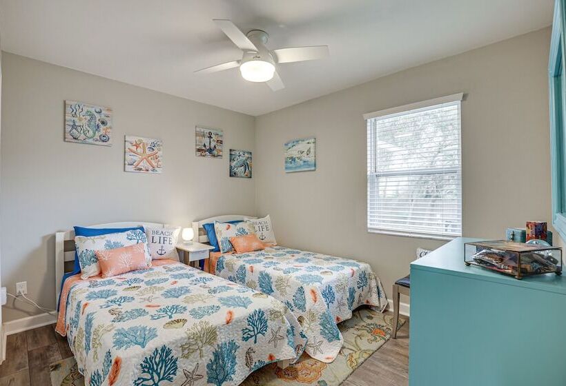 St Augustine Home W/ Deck < Half Mi To Beach!