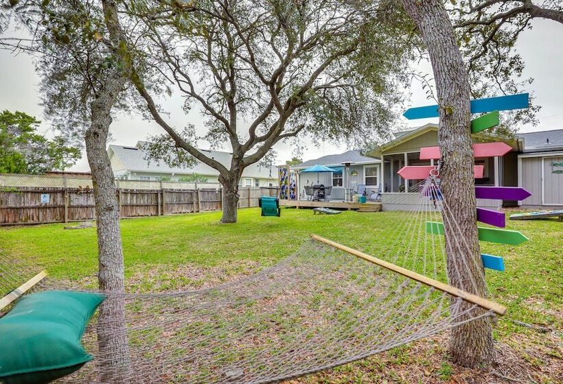 St Augustine Home W/ Deck < Half Mi To Beach!
