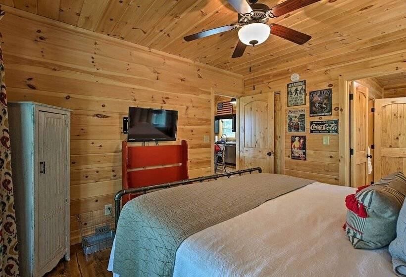 A Sunset Dream Upscale Blue Ridge Cabin!