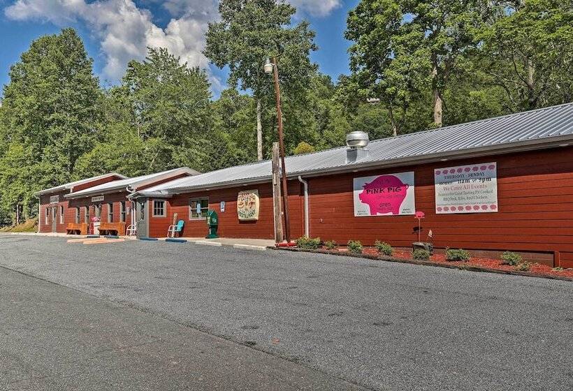 A Sunset Dream Upscale Blue Ridge Cabin!