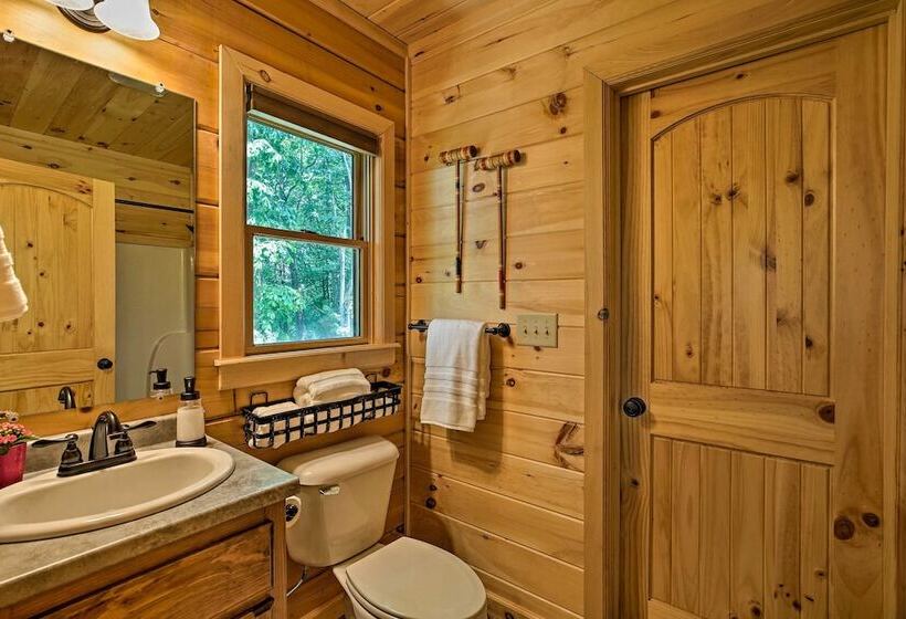 A Sunset Dream Upscale Blue Ridge Cabin!