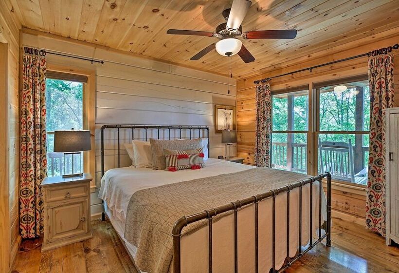 A Sunset Dream Upscale Blue Ridge Cabin!