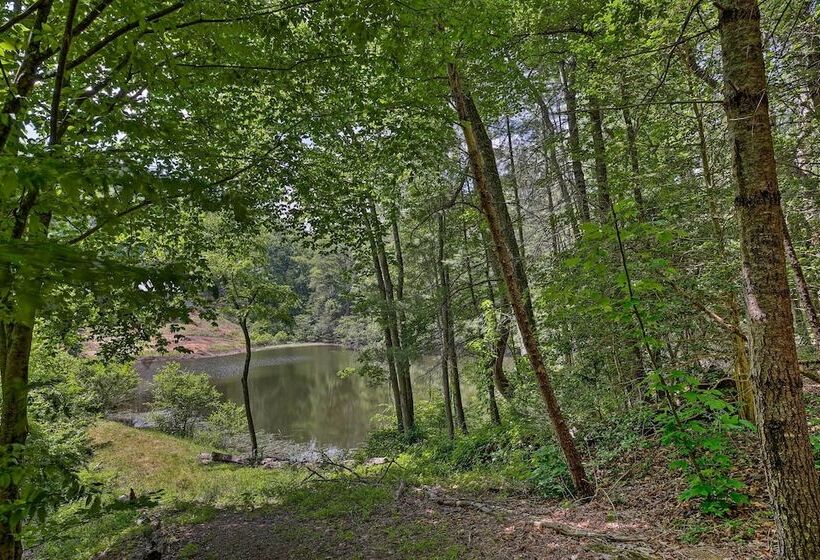 A Sunset Dream Upscale Blue Ridge Cabin!
