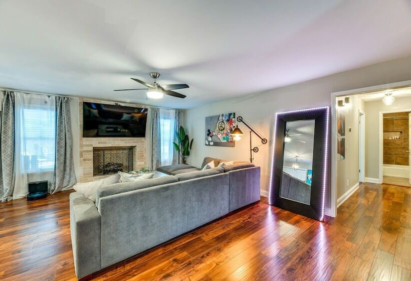 Acworth Oasis W/ Pool, Hot Tub & Fire Pit!