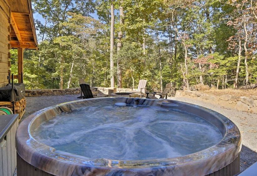 Coosawattee River Resort Cabin W/ Private Hot Tub!