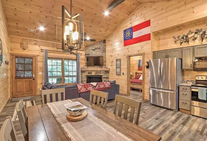 Coosawattee River Resort Cabin W/ Private Hot Tub!