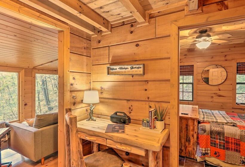 Charming Blue Ridge Cabin W/ Deck + Grill!