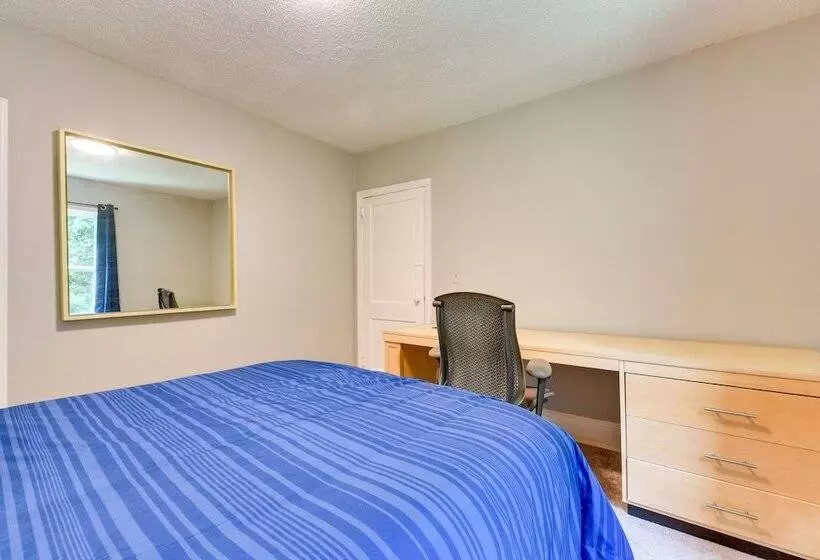 Charming Rome Home Steps From Historic Downtown!