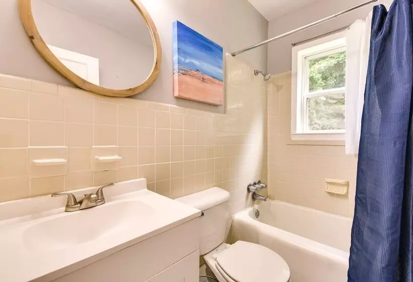 Charming Rome Home Steps From Historic Downtown!