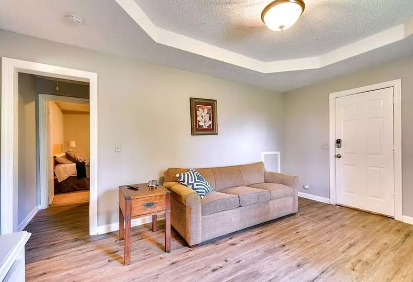 Charming Rome Home Steps From Historic Downtown!
