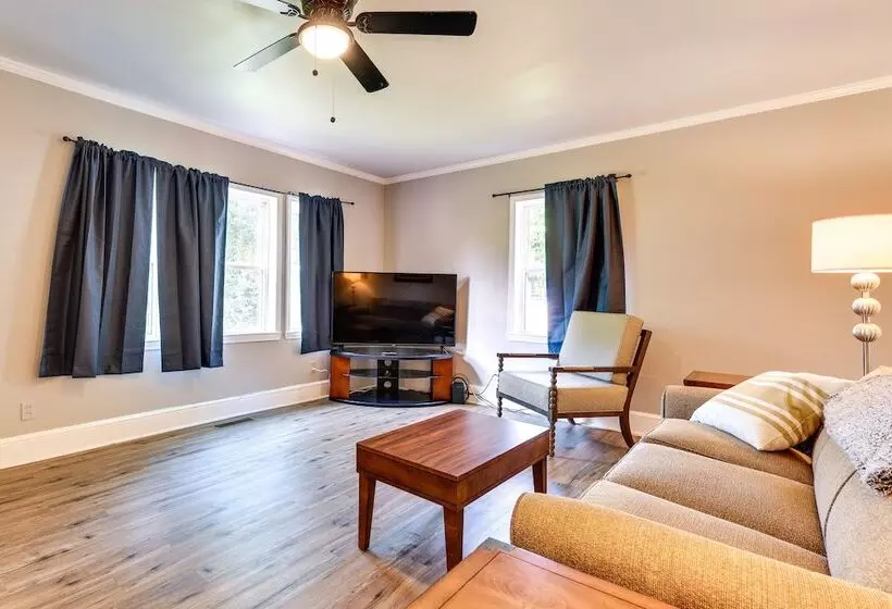 Charming Rome Home Steps From Historic Downtown!