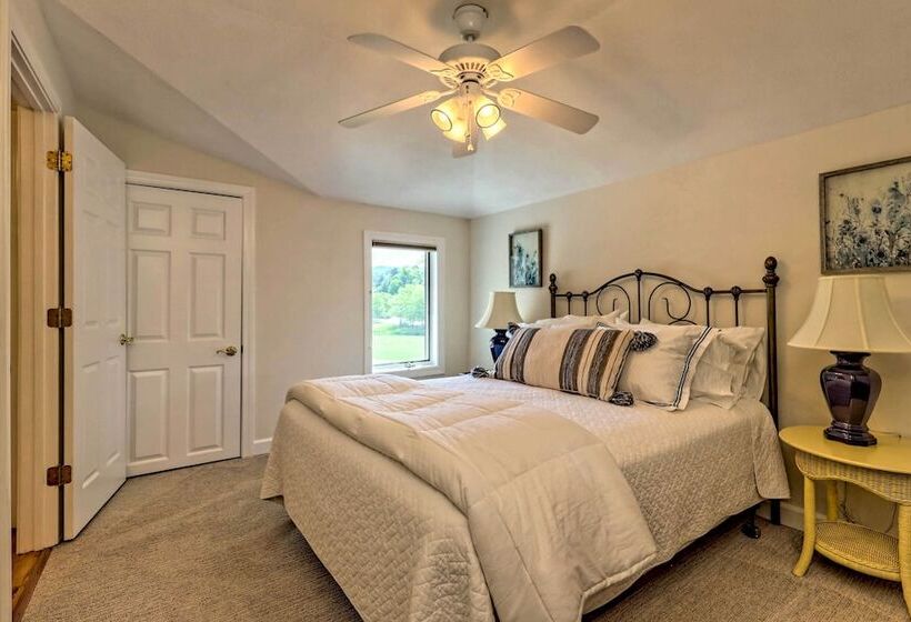 Chic Sky Valley Resort Home On Golf Course!