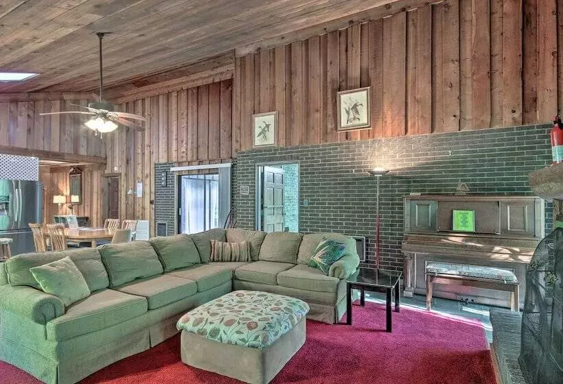 Clarks Hill Lake Area Home W/ Pool & Dock!