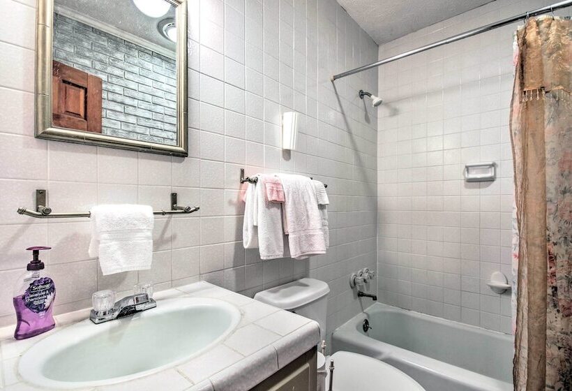 Clarks Hill Lake Area Home W/ Pool & Dock!