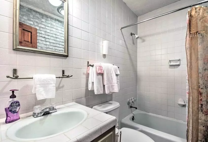 Clarks Hill Lake Area Home W/ Pool & Dock!