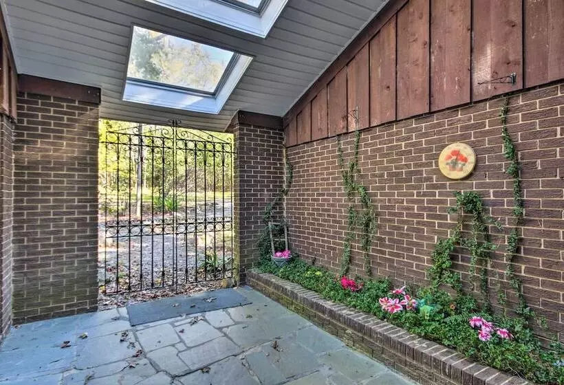 Clarks Hill Lake Area Home W/ Pool & Dock!