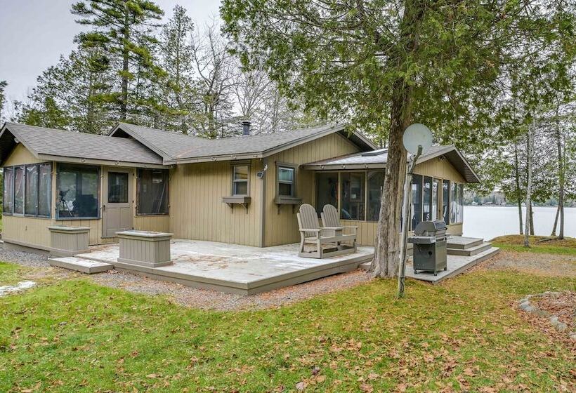 Cozy Maine Cottage On Long Lake W/ Screened Porch