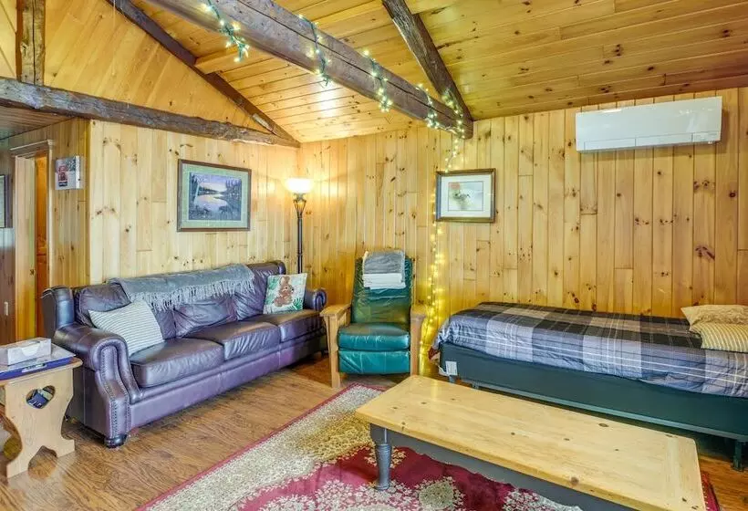 Cozy Maine Cottage On Long Lake W/ Screened Porch