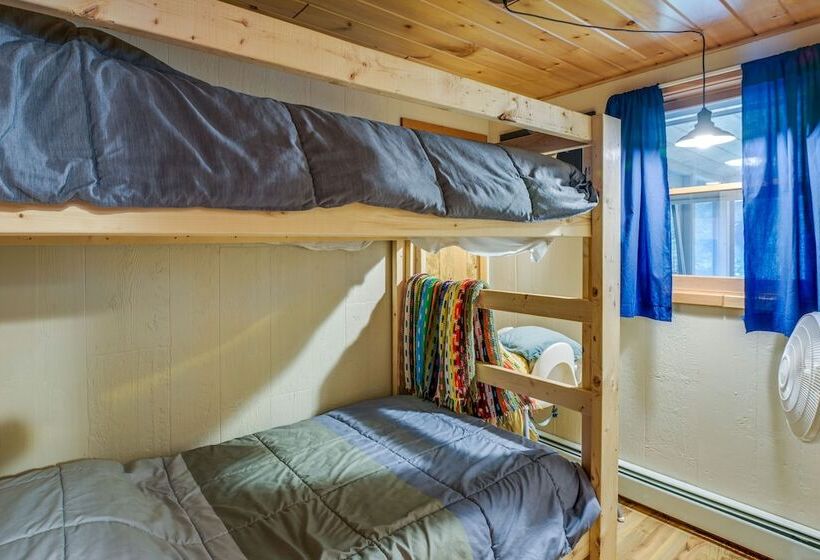 Cozy Maine Cottage On Long Lake W/ Screened Porch