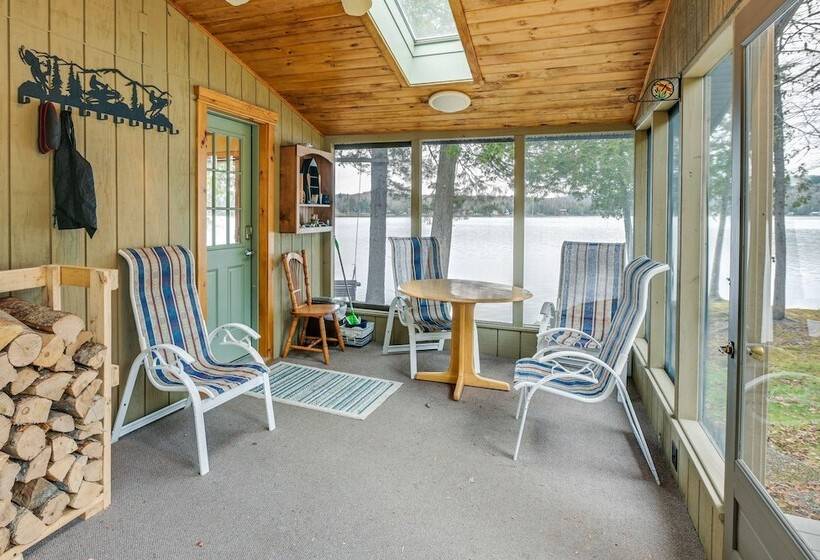 Cozy Maine Cottage On Long Lake W/ Screened Porch
