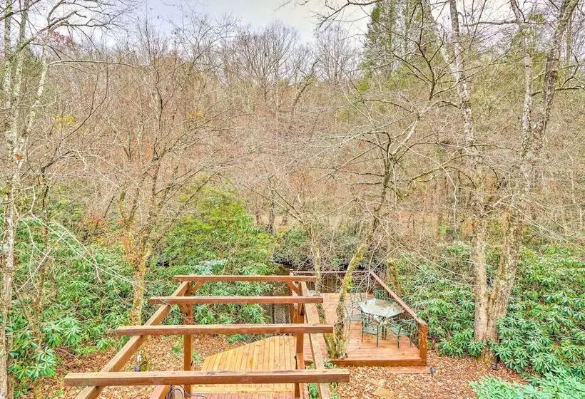 Creek Bend Escape  W/ Hot Tub + River Views!