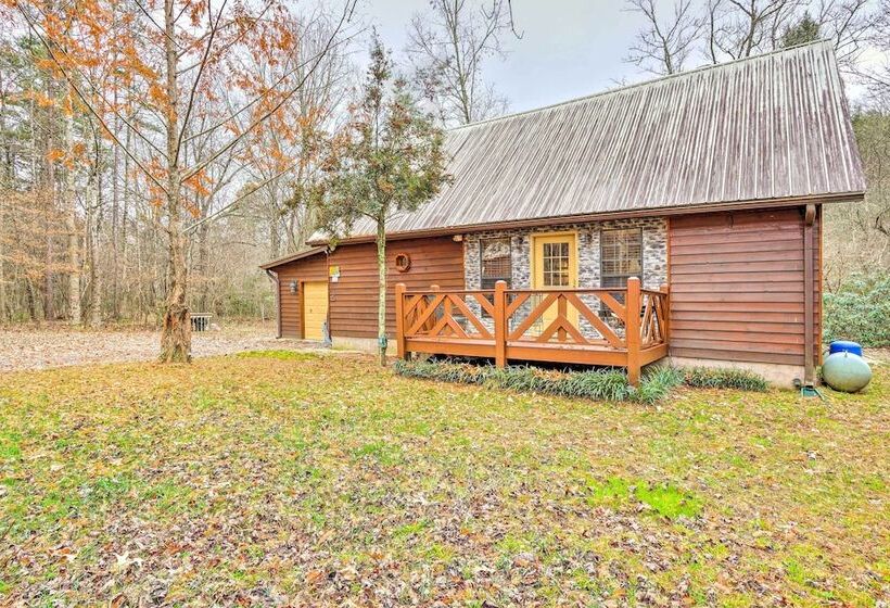 Creek Bend Escape W/ Hot Tub + River Views!