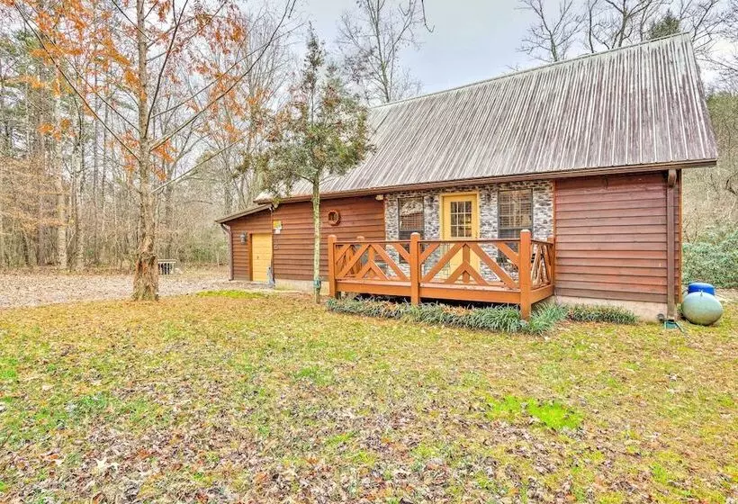 Creek Bend Escape  W/ Hot Tub + River Views!