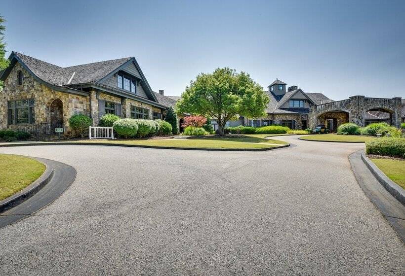 Currahee Club Home: Lake Access & Golf Course View