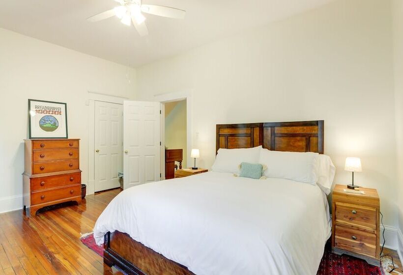Delightful Decatur Retreat: Walk To Shops & Dining