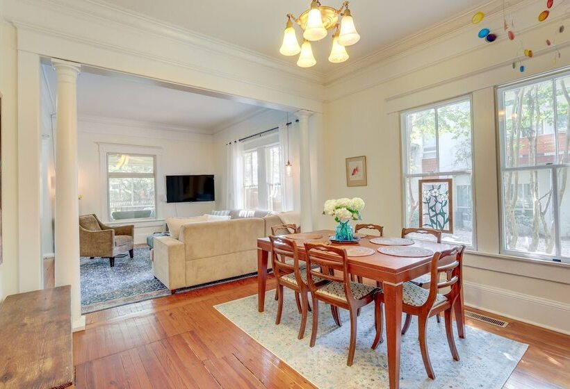 Delightful Decatur Retreat: Walk To Shops & Dining