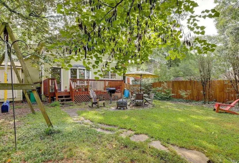 Delightful Decatur Retreat: Walk To Shops & Dining