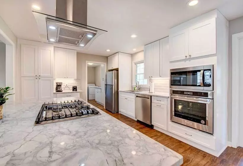 Family Friendly Georgia Vacation Home!