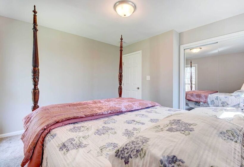 Family Friendly Georgia Vacation Home!