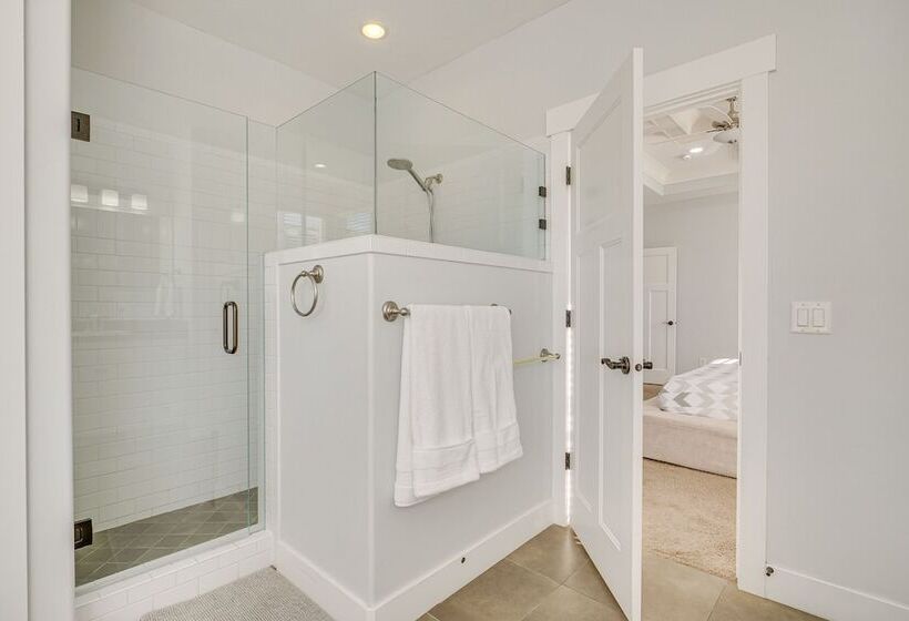 Family Friendly Retreat: 28 Mi To Salt Lake City!