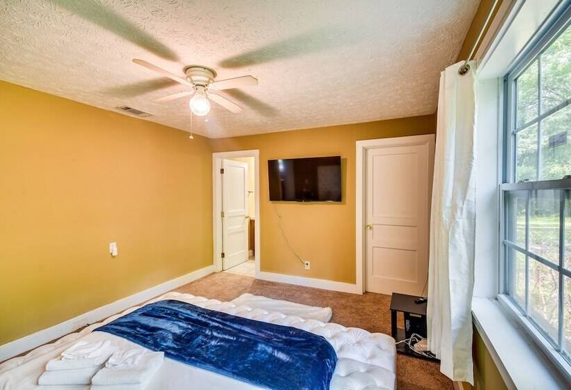 Georgia Vacation Rental: 3 Mi To Downtown Columbus