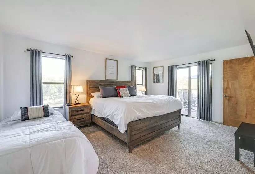 Groveland Home W/ Deck: 2 Mi To Pine Mountain Lake