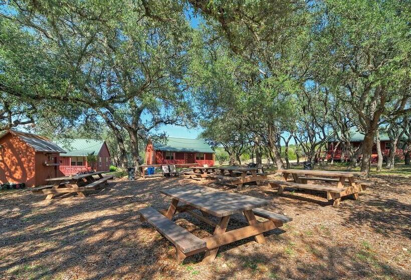 Hillside Acres Retreat