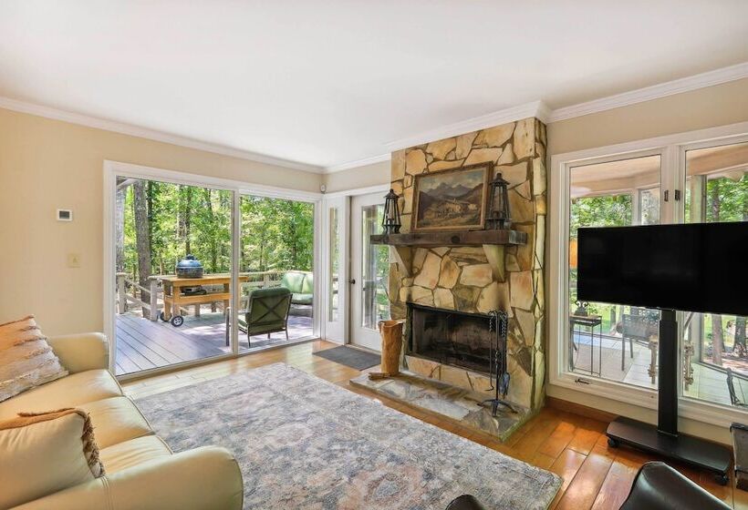 Lakefront Hamilton Cabin W/ Dock & Fire Pit!