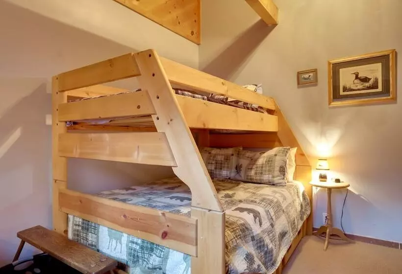 Lakefront Rhinelander Cabin W/ Dock & Fire Pit!