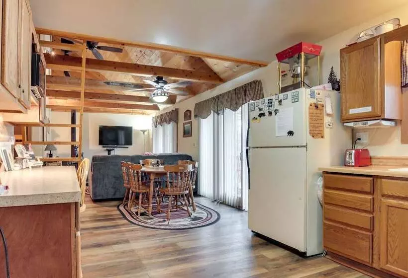 Lakefront Rhinelander Cabin W/ Dock & Fire Pit!