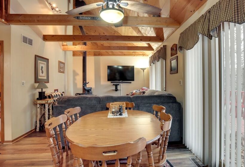 Lakefront Rhinelander Cabin W/ Dock & Fire Pit!