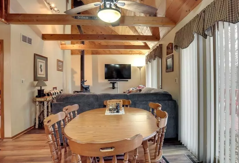 Lakefront Rhinelander Cabin W/ Dock & Fire Pit!