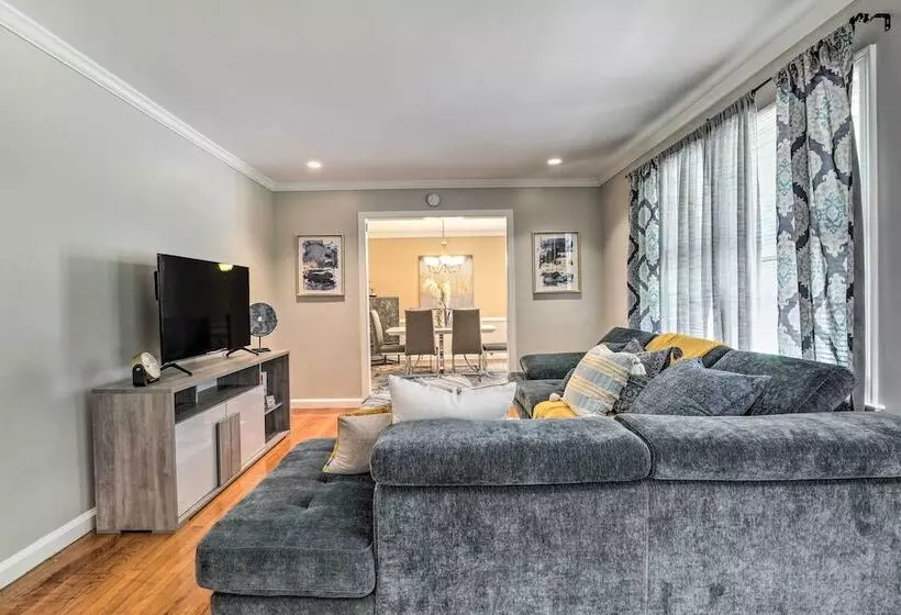 Decatur Home W/ Yard ~ 9 Mi To Downtown Atlanta!