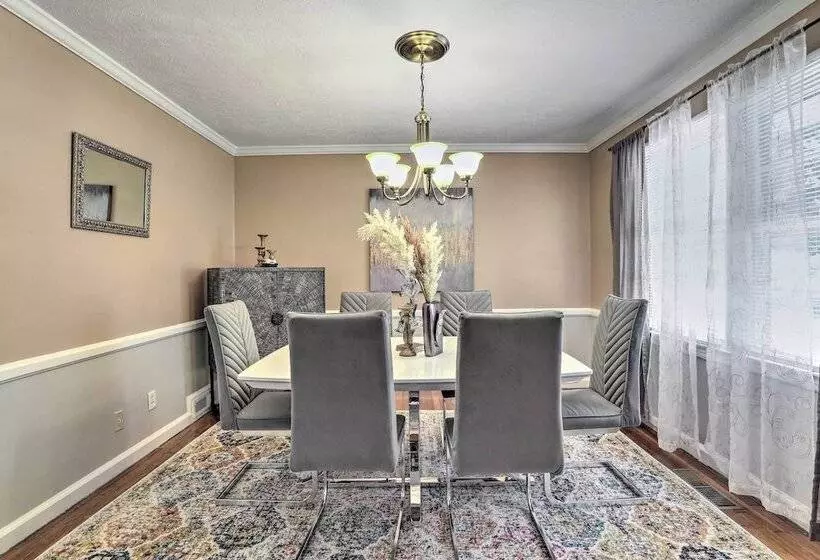 Decatur Home W/ Yard ~ 9 Mi To Downtown Atlanta!