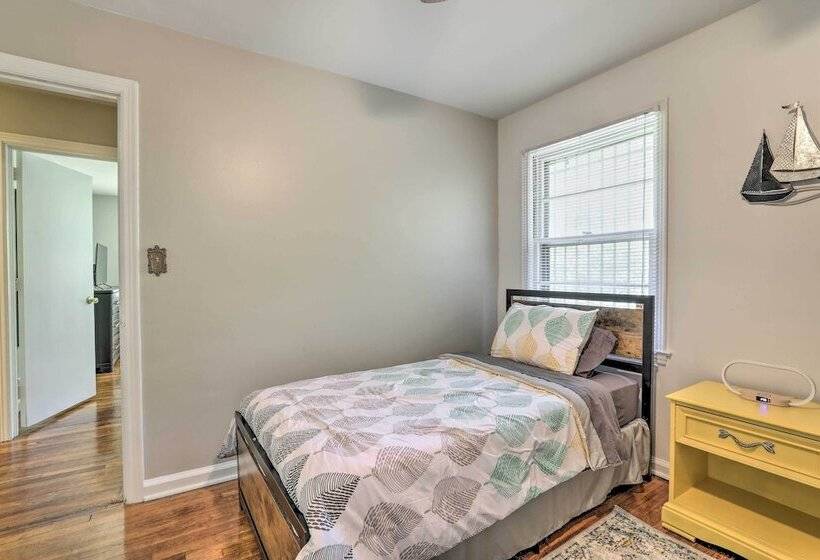 Decatur Home W/ Yard ~ 9 Mi To Downtown Atlanta!