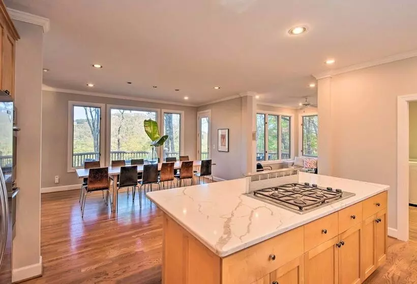 Luxe Big Canoe Resort Home W/ 3 Decks & Mtn Views!