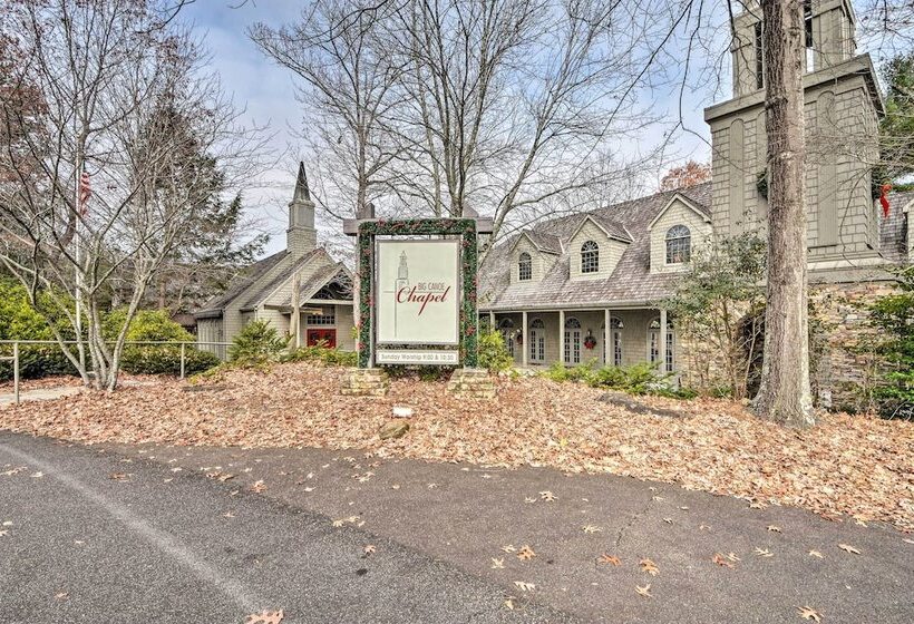 Luxe Big Canoe Resort Home W/ 3 Decks & Mtn Views!