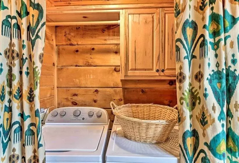 Mnt View Cabin W/ Hot Tub Near Golf & Fishing