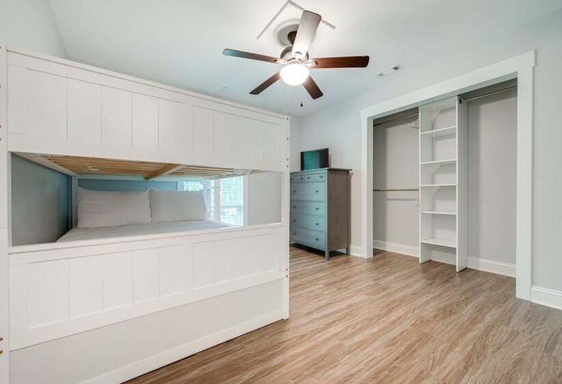 Modern Fayetteville Home Near Trilith Studios!