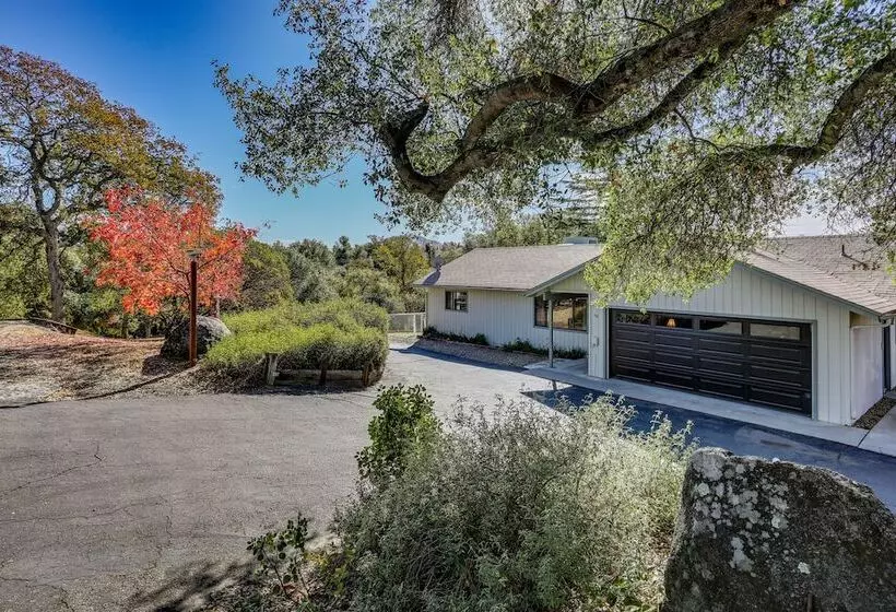 Mountain Home Near Yosemite W/ Well Being Retreat!